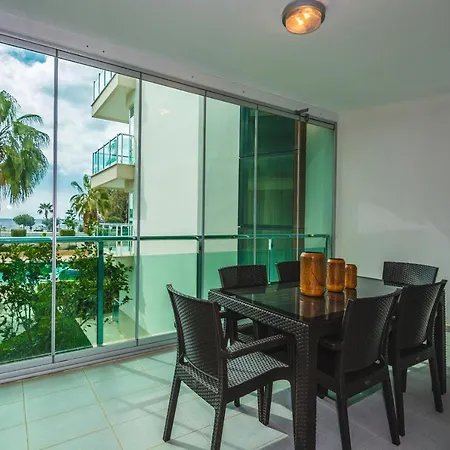 Seven Stars B-1 Appartement *